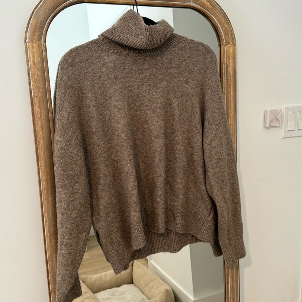 Beige Turtleneck Size L